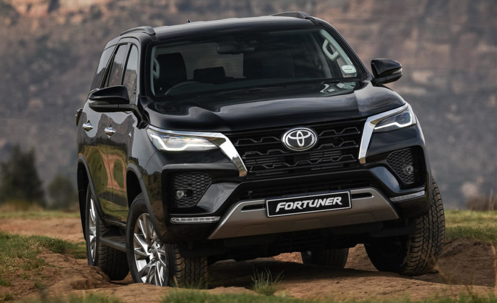 Toyota Fortuner Header