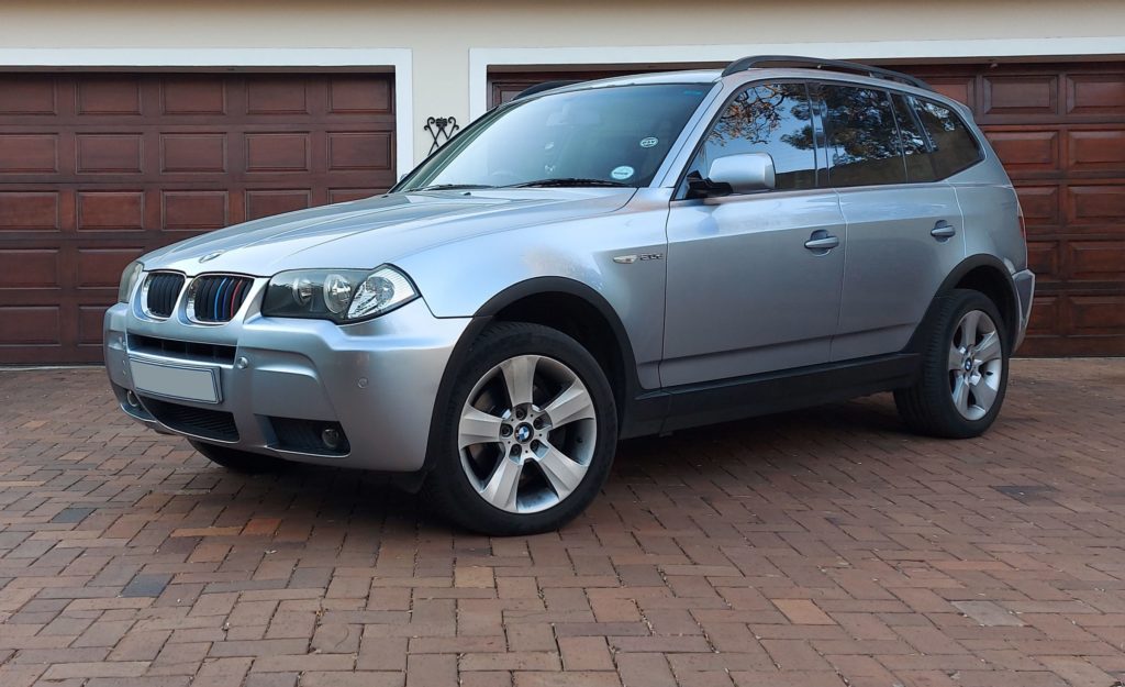 BMW X3 Header
