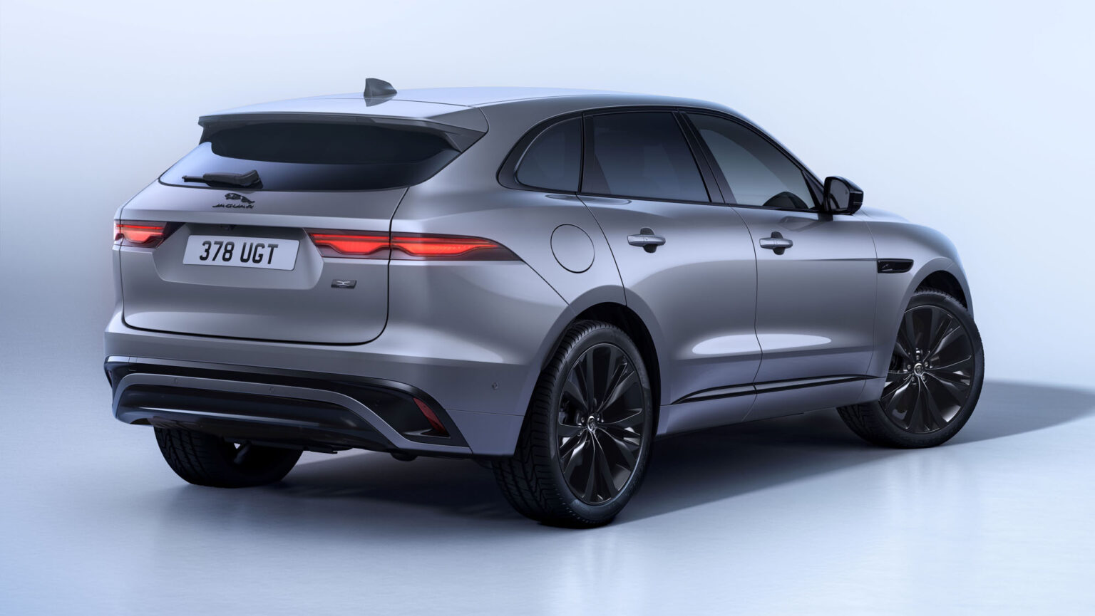 last-new-jaguar-f-pace-launched-in-south-africa-pricing-topauto