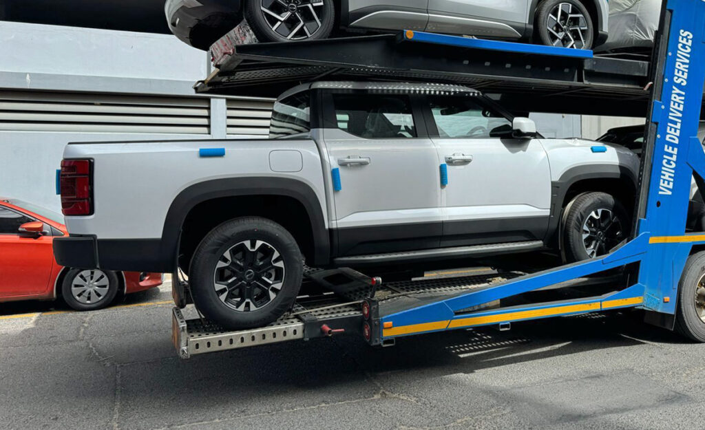 New Mahindra Bakkie Coming To South Africa What To Expect TopAuto New Mahindra Bakkie Coming To South Africa What To Expect TopAuto