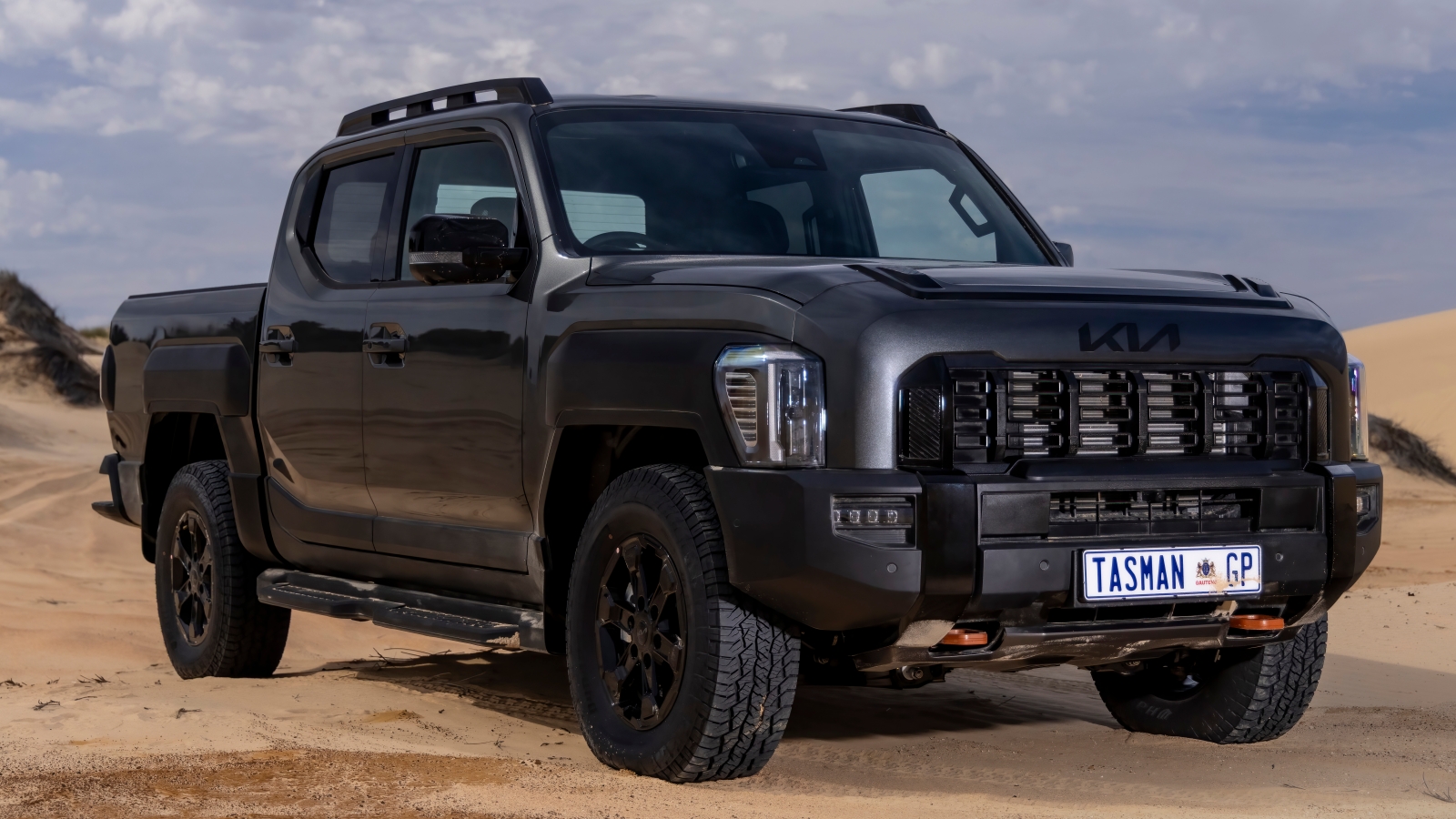 How many Kia Tasman bakkies have been sold in South Africa