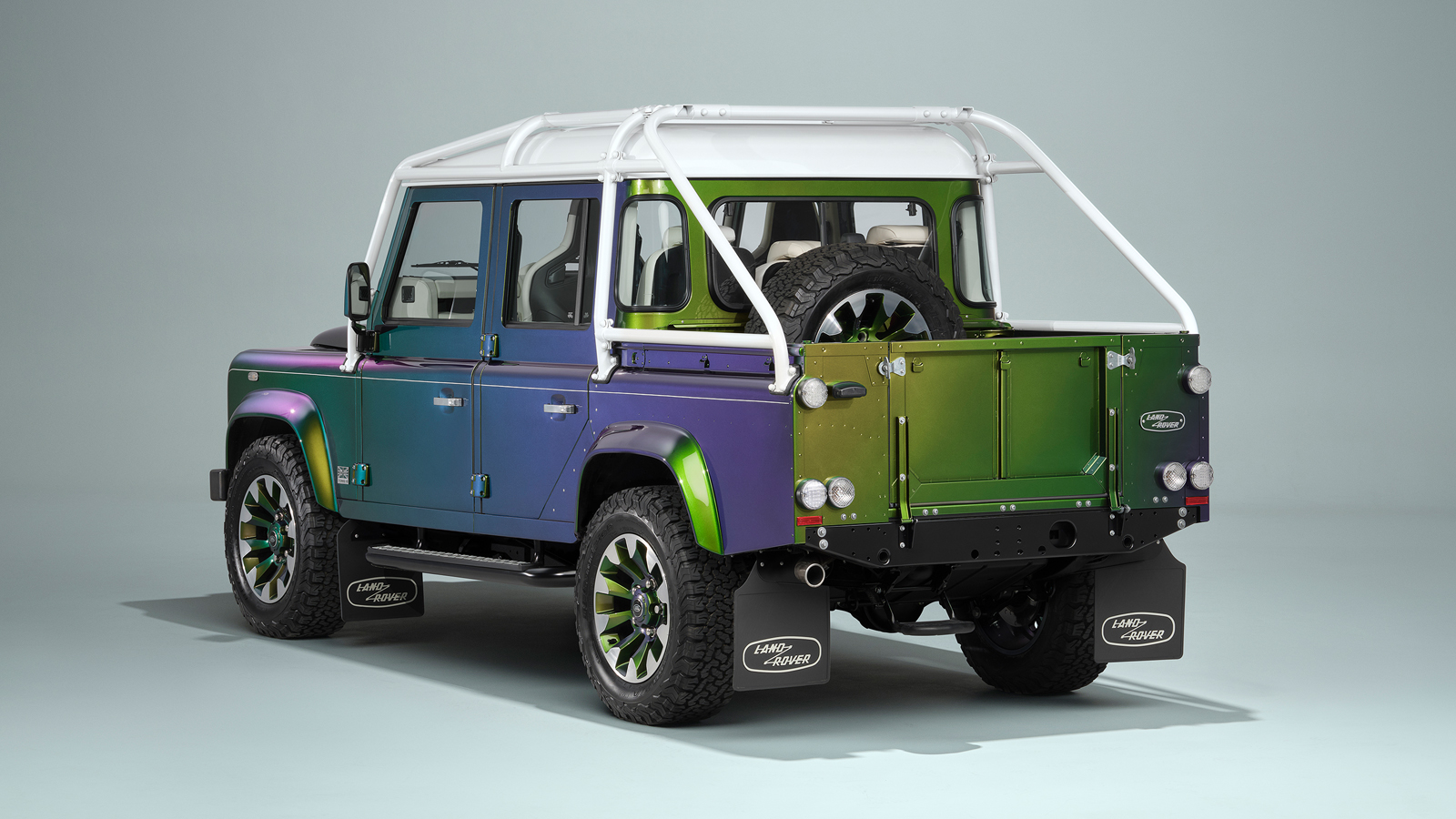 Land Rover unveils new Defender bakkie that can change colours - Photos