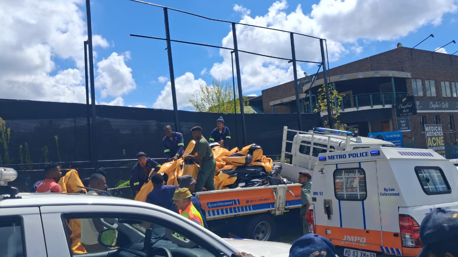 Chinese car brand has no idea how it ended up on illegal billboards in Johannesburg